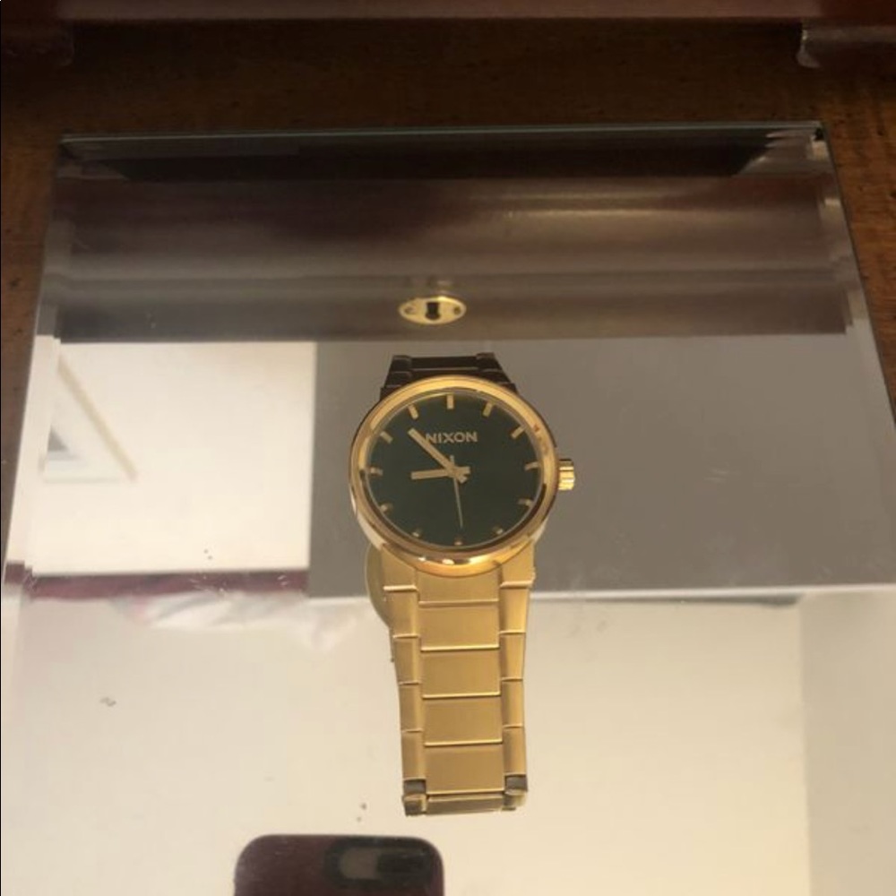 Nixon cannon watch